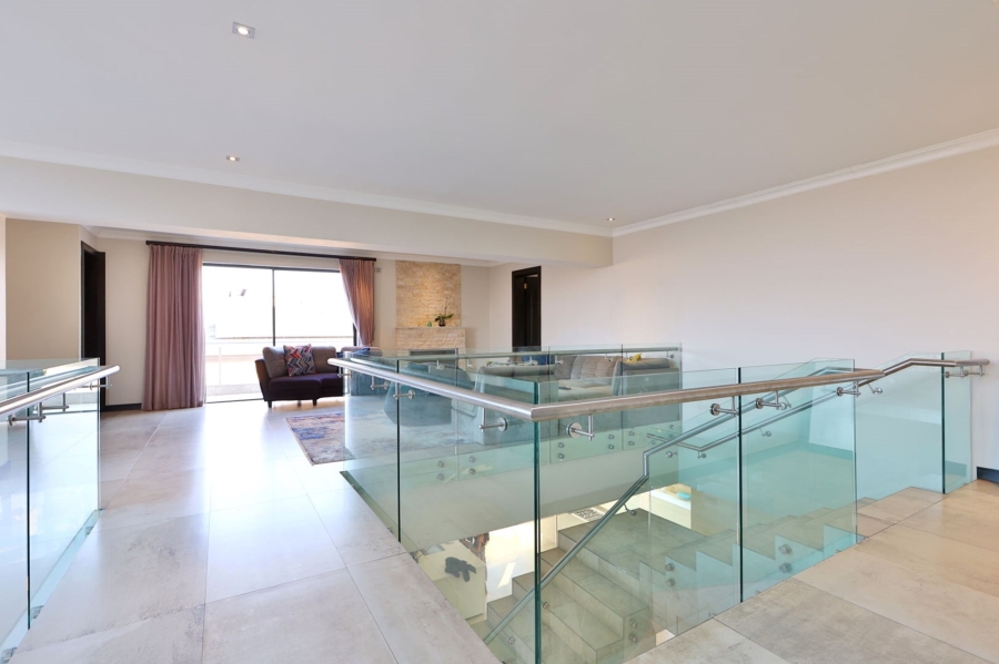 5 Bedroom Property for Sale in Waterfall Country Estate Gauteng