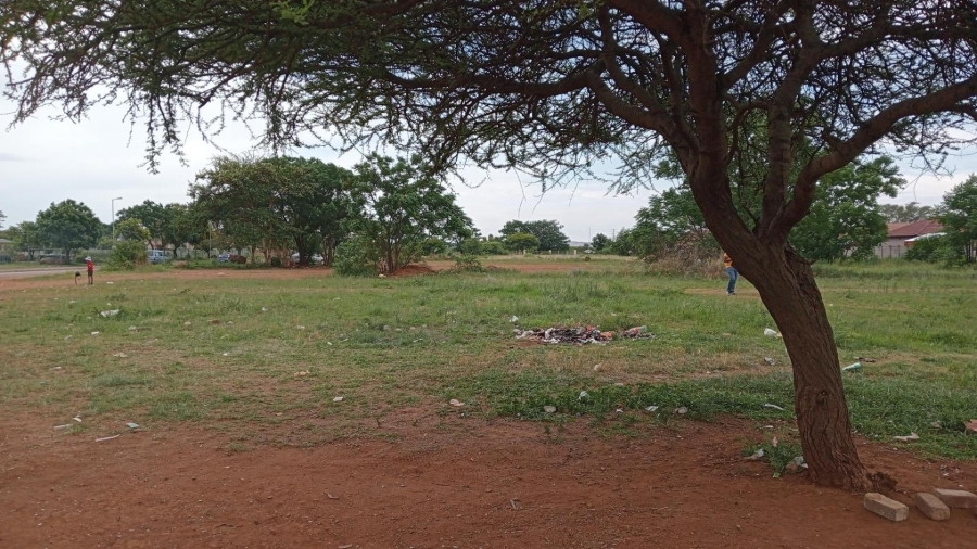 Commercial Property for Sale in Nkwe Estate Gauteng