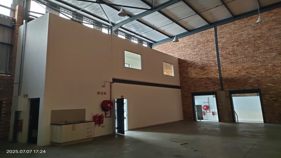To Let commercial Property for Rent in North Riding Gauteng