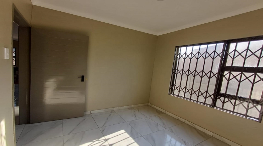 3 Bedroom Property for Sale in Vanderbijlpark CE 4 Gauteng