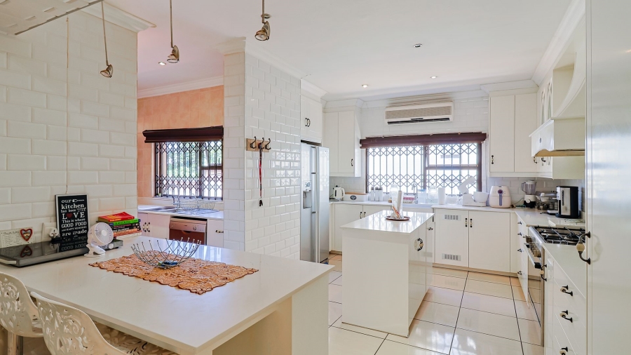 5 Bedroom Property for Sale in Bryanston Gauteng