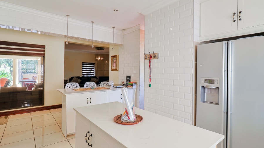 5 Bedroom Property for Sale in Bryanston Gauteng