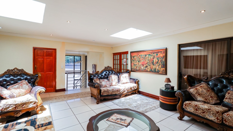 5 Bedroom Property for Sale in Bryanston Gauteng