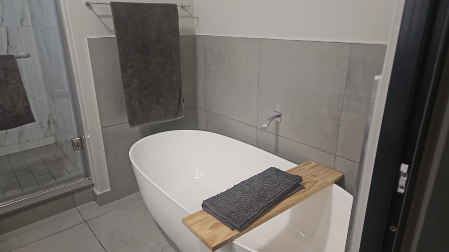 3 Bedroom Property for Sale in Carlswald Gauteng