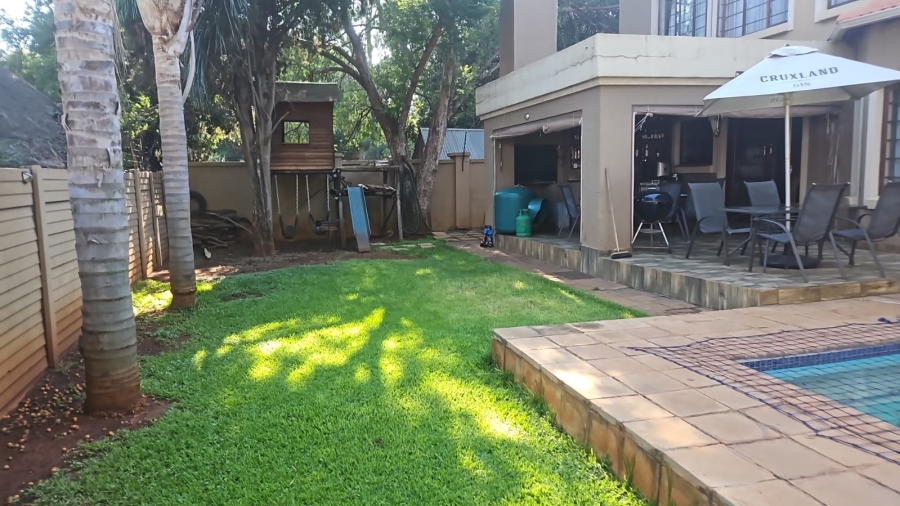4 Bedroom Property for Sale in Wierda Park Gauteng