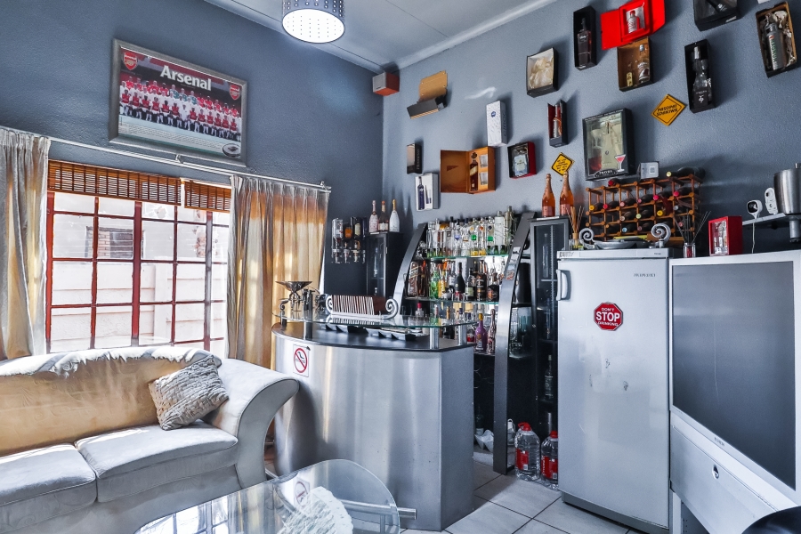 4 Bedroom Property for Sale in Country View Gauteng