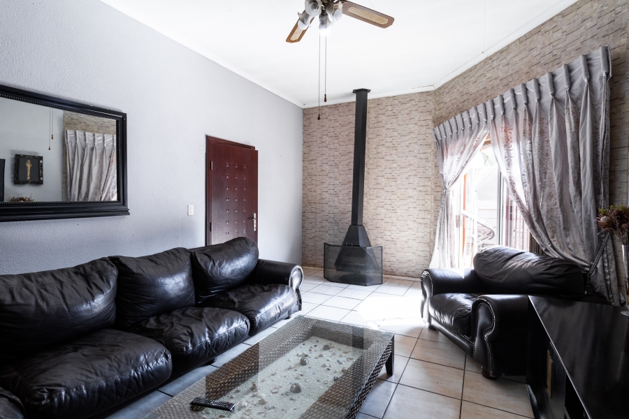 4 Bedroom Property for Sale in Country View Gauteng
