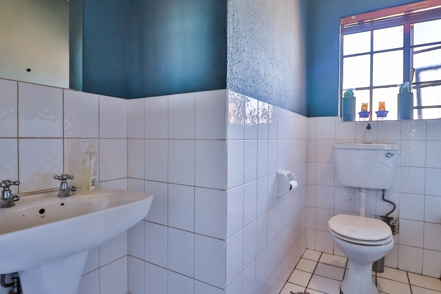 4 Bedroom Property for Sale in Country View Gauteng