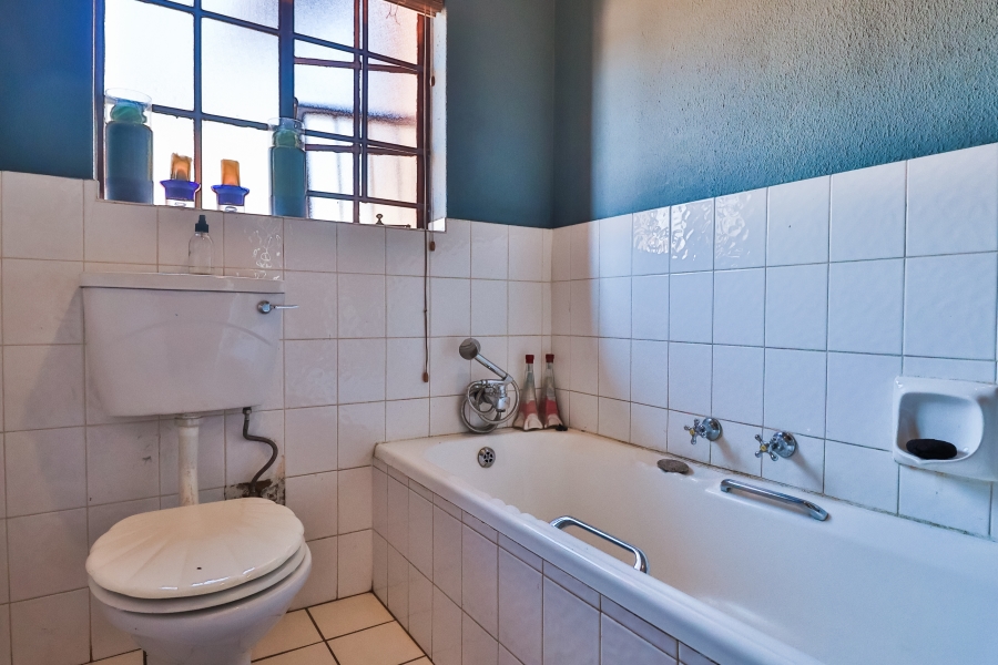 4 Bedroom Property for Sale in Country View Gauteng