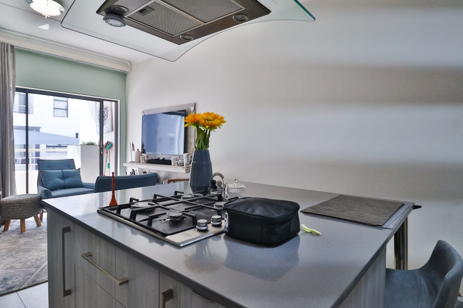 2 Bedroom Property for Sale in Erand Gardens Gauteng