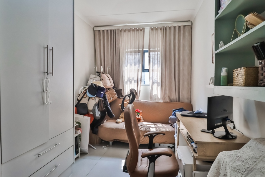 2 Bedroom Property for Sale in Erand Gardens Gauteng