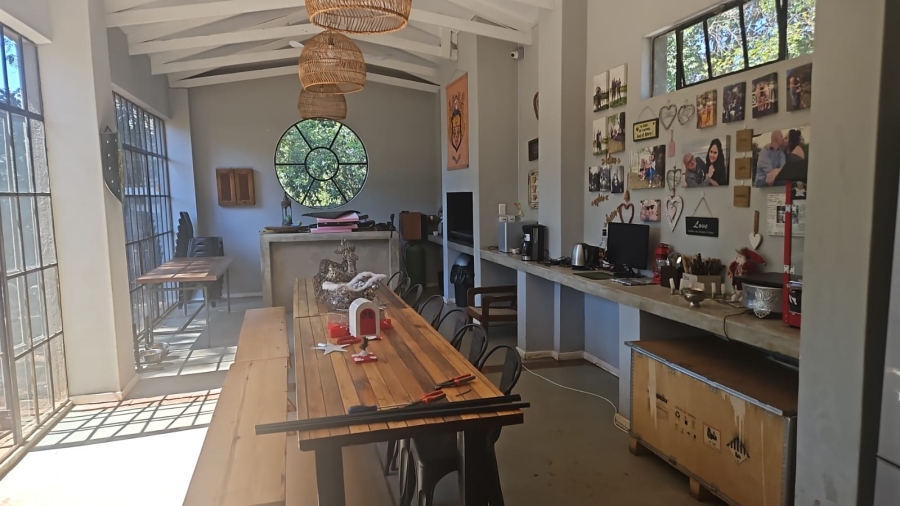 4 Bedroom Property for Sale in Eldoraigne Gauteng