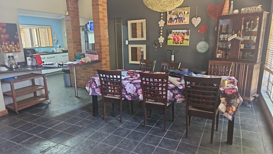 4 Bedroom Property for Sale in Eldoraigne Gauteng