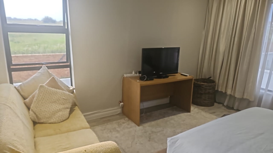 4 Bedroom Property for Sale in Blue Valley Golf Estate Gauteng