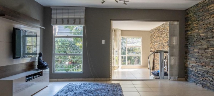 3 Bedroom Property for Sale in Edenburg Gauteng