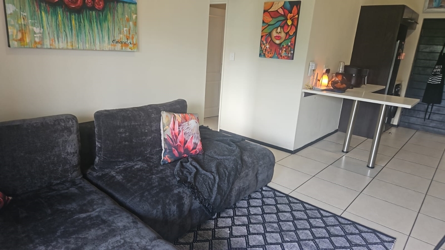 2 Bedroom Property for Sale in Greenstone Hill Gauteng