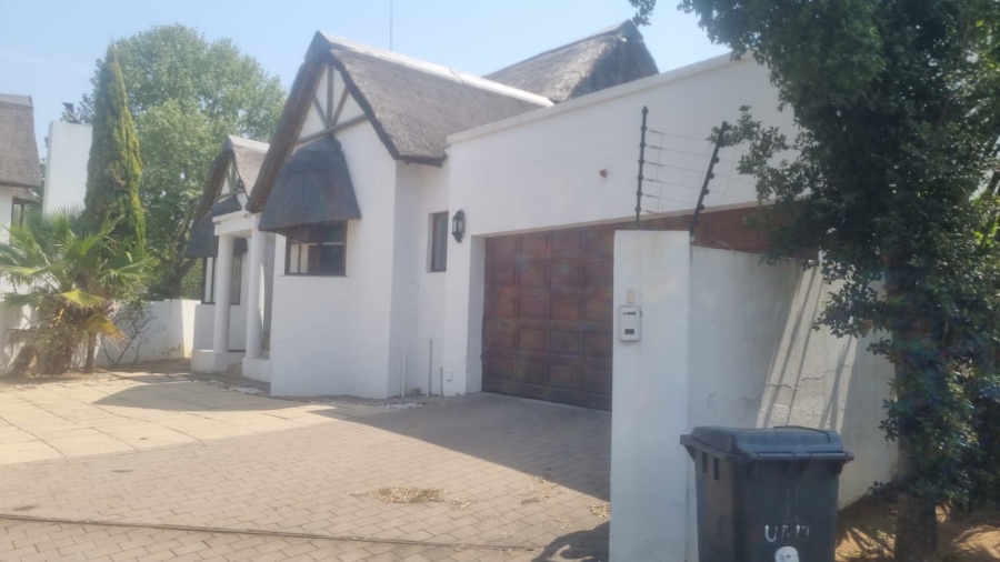 2 Bedroom Property for Sale in Witkoppen Gauteng