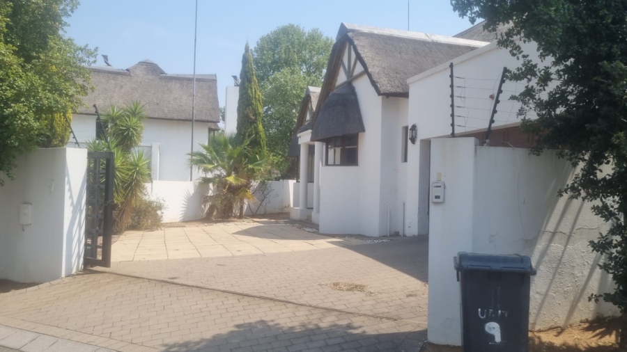 2 Bedroom Property for Sale in Witkoppen Gauteng