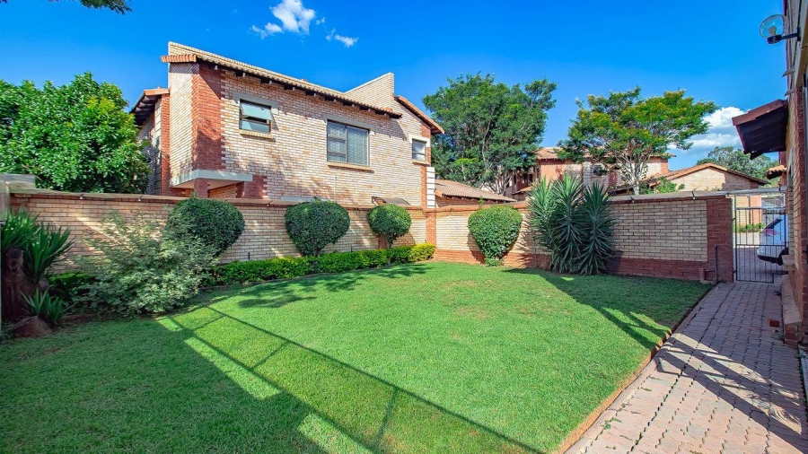 3 Bedroom Property for Sale in The Wilds Gauteng
