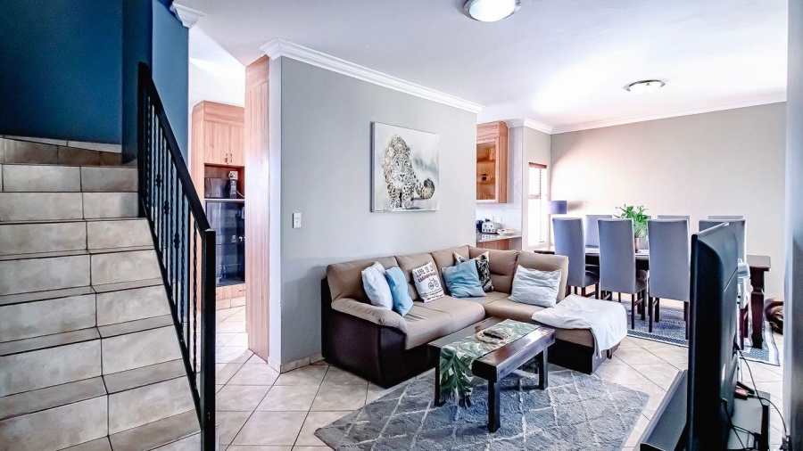 3 Bedroom Property for Sale in The Wilds Gauteng