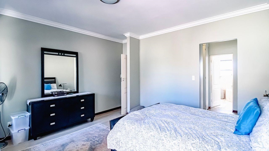 3 Bedroom Property for Sale in The Wilds Gauteng