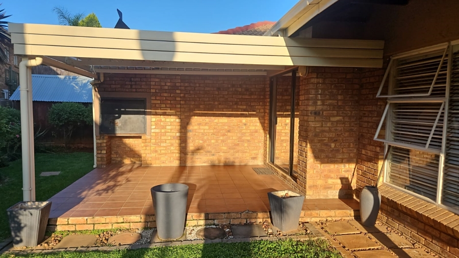 3 Bedroom Property for Sale in Terenure Gauteng