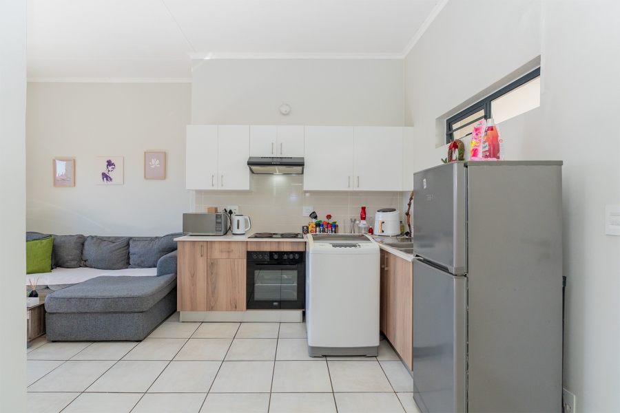 1 Bedroom Property for Sale in Lilianton Gauteng