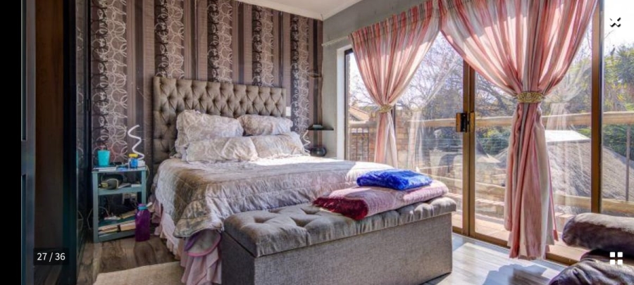 4 Bedroom Property for Sale in Glen Marais Gauteng