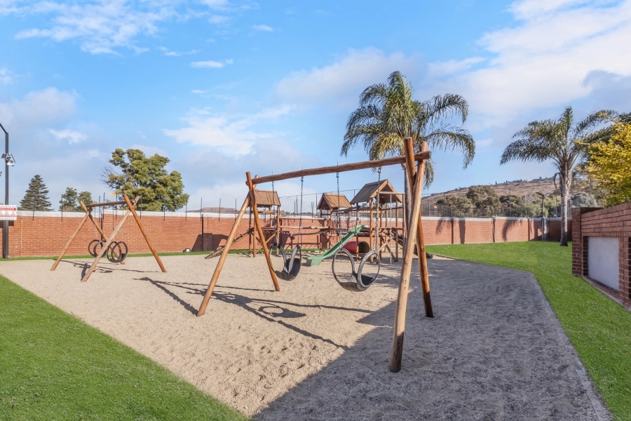 3 Bedroom Property for Sale in Ruimsig Gauteng
