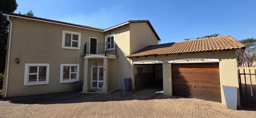 4 Bedroom Property for Sale in Six Fountains Residential Estate Gauteng