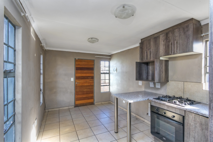 2 Bedroom Property for Sale in South Hills Gauteng