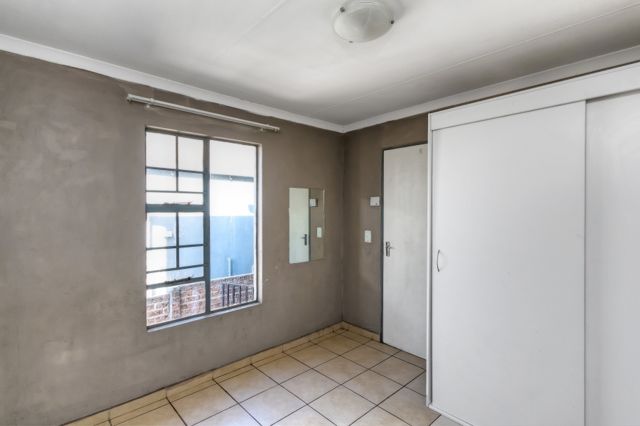 2 Bedroom Property for Sale in South Hills Gauteng