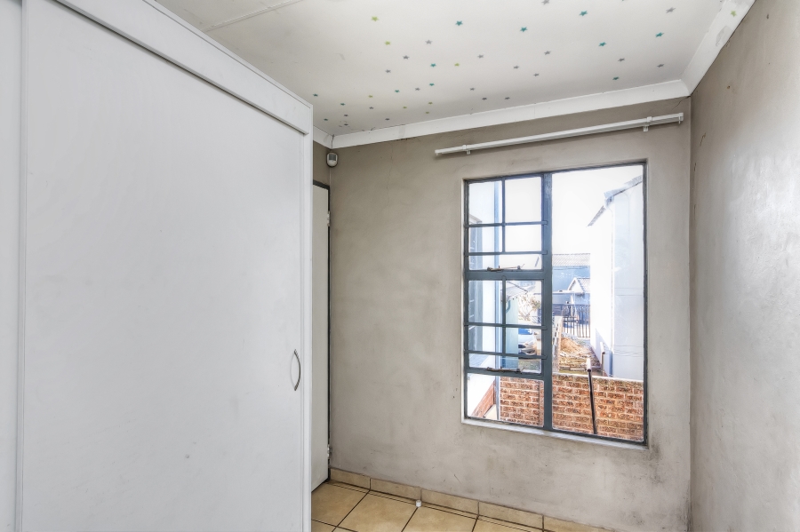 2 Bedroom Property for Sale in South Hills Gauteng