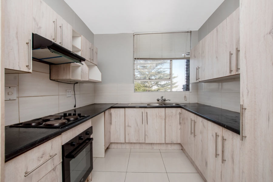 2 Bedroom Property for Sale in South Crest Gauteng