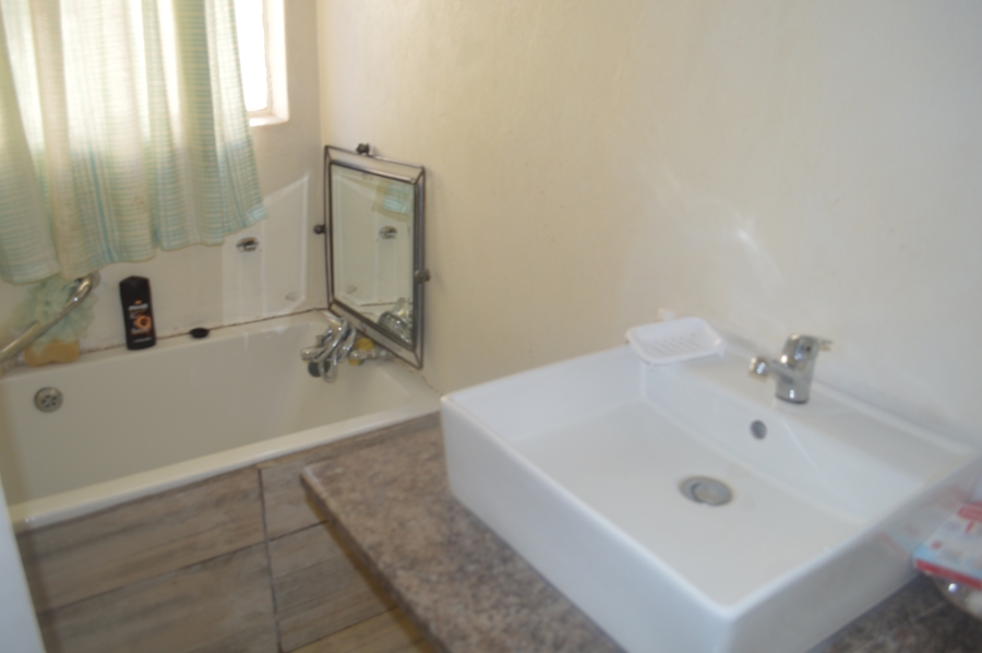 3 Bedroom Property for Sale in Glen Donald A H Gauteng