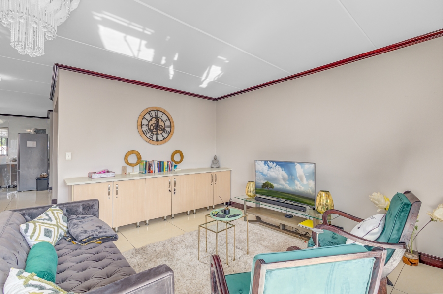 3 Bedroom Property for Sale in Carlswald Gauteng