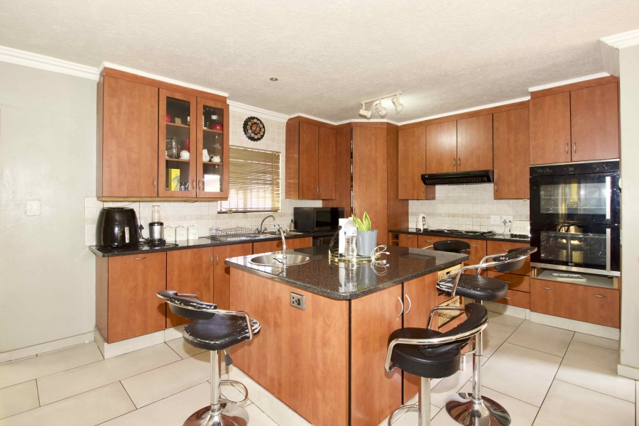 3 Bedroom Property for Sale in Highveld Gauteng