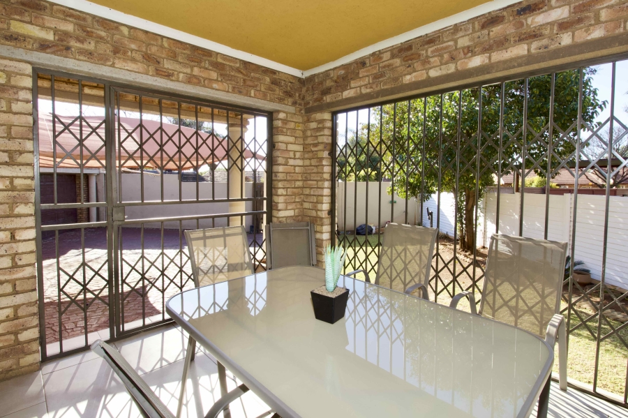 3 Bedroom Property for Sale in Highveld Gauteng