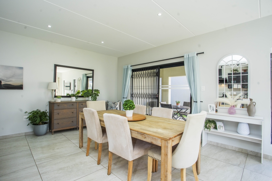 4 Bedroom Property for Sale in Carlswald Gauteng