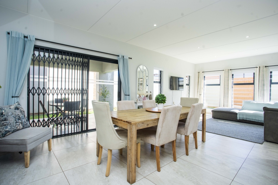 4 Bedroom Property for Sale in Carlswald Gauteng