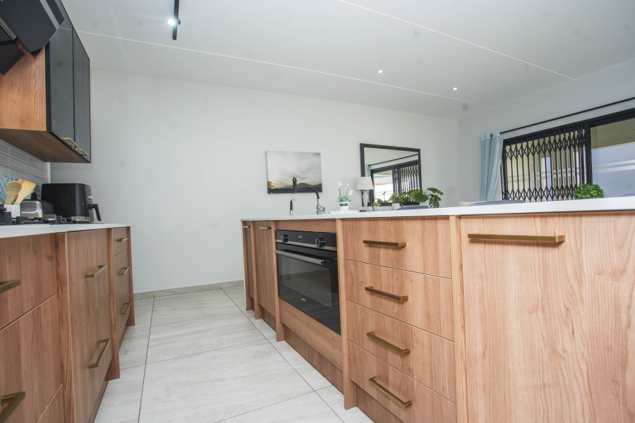 4 Bedroom Property for Sale in Carlswald Gauteng