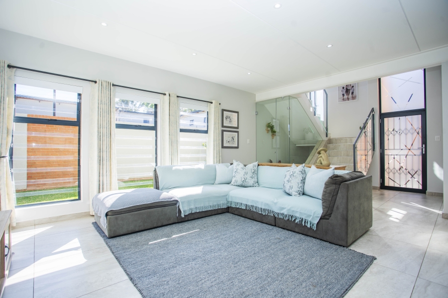 4 Bedroom Property for Sale in Carlswald Gauteng