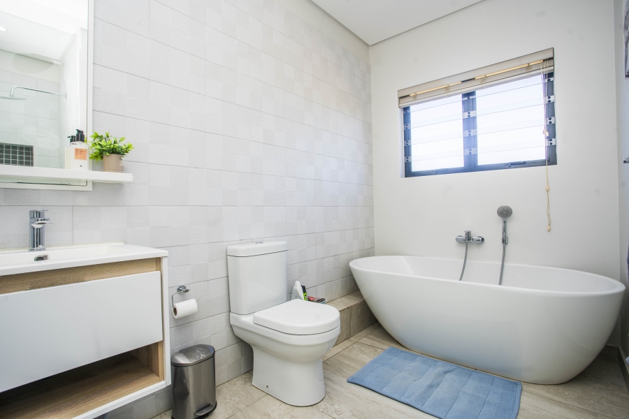 4 Bedroom Property for Sale in Carlswald Gauteng