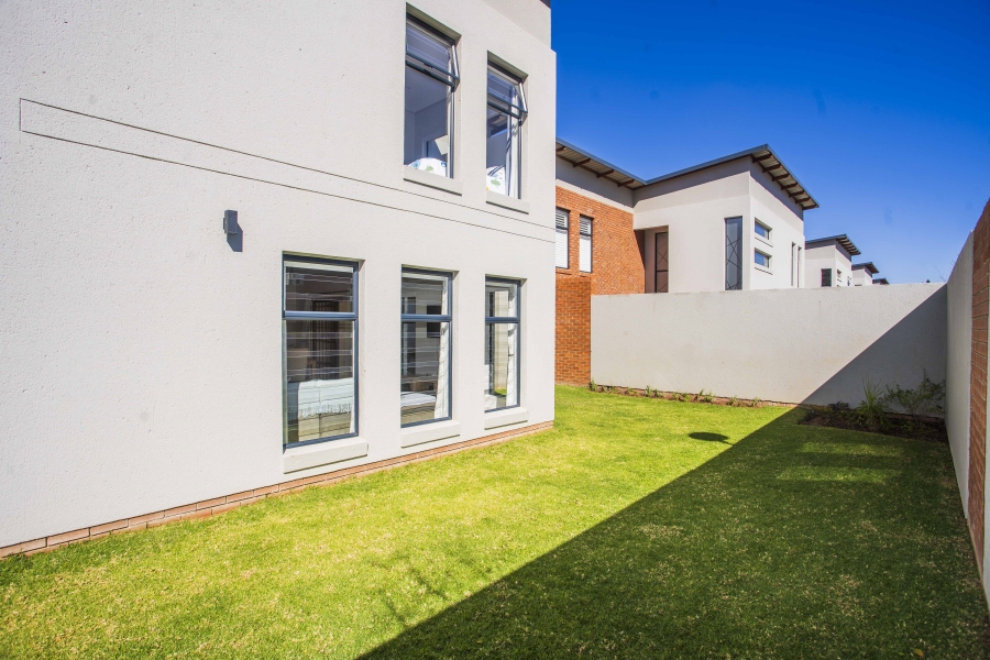 4 Bedroom Property for Sale in Carlswald Gauteng