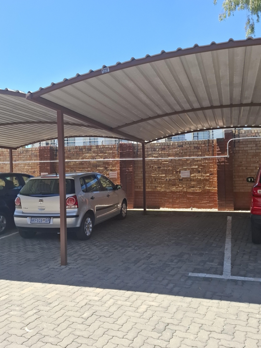 To Let 1 Bedroom Property for Rent in Equestria Gauteng