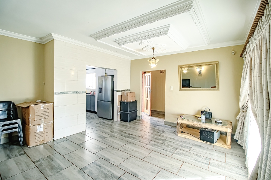 4 Bedroom Property for Sale in The Orchards Gauteng