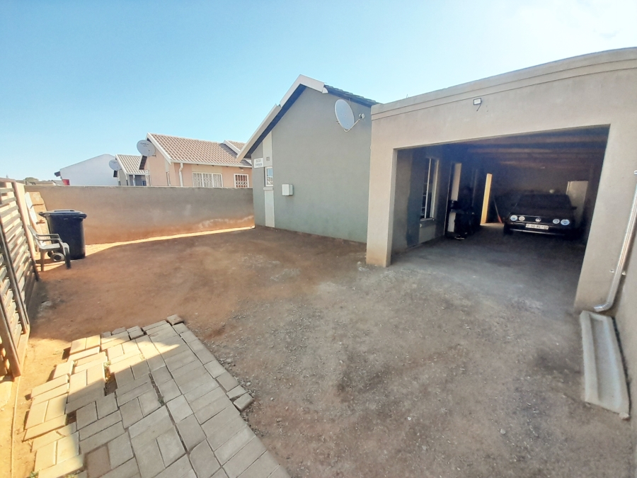 2 Bedroom Property for Sale in Windmill Park Gauteng