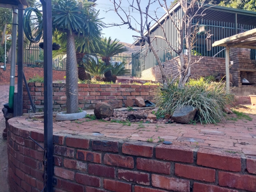 3 Bedroom Property for Sale in Mountain View Gauteng