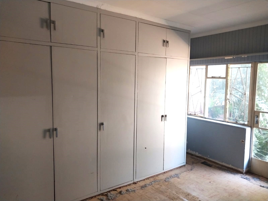 3 Bedroom Property for Sale in Mountain View Gauteng