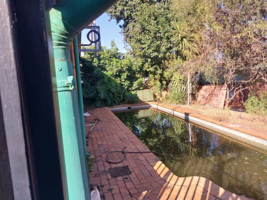 3 Bedroom Property for Sale in Mountain View Gauteng